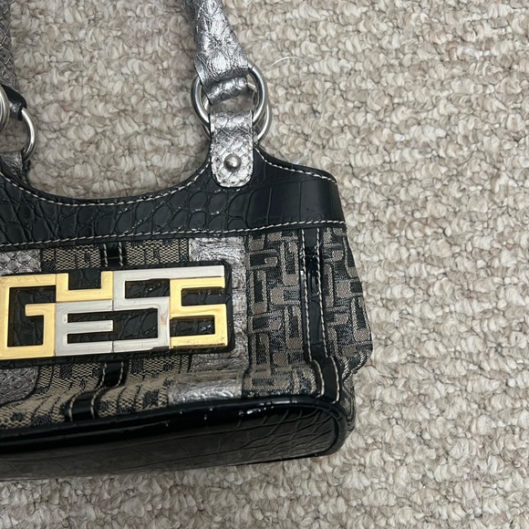 Guess mini purse black gray gold bag - Picture 3 of 8